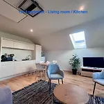 Apartmán Cozy Near Vienna Airport - Tax Included And Self Checkin *