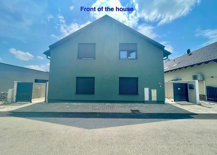 Cozy Near Vienna Airport - Tax Included And Self Checkin